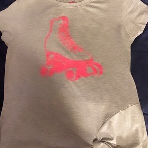 pink glitter skate shirt ✨